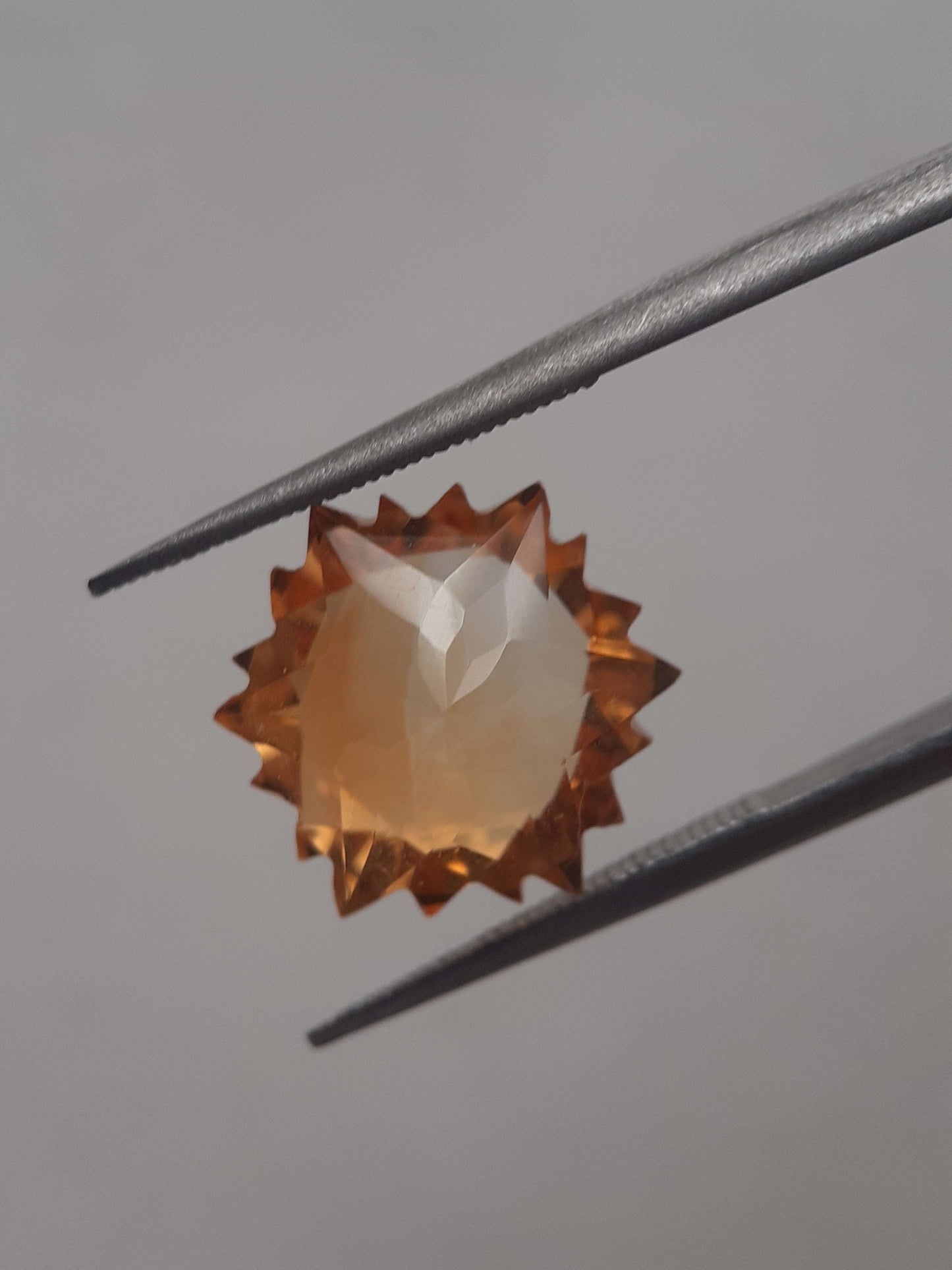 Natural light yellow Citrine - 4.989 ct - hexagon - unheated All Citrine Gemstones - Faceted Citrine Natural Gems Belgium