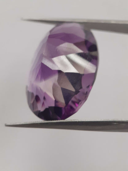 Natural medium purple Amethyst - 19.097 ct - oval - unheated All Amethyst Gemstones Natural Gems Belgium