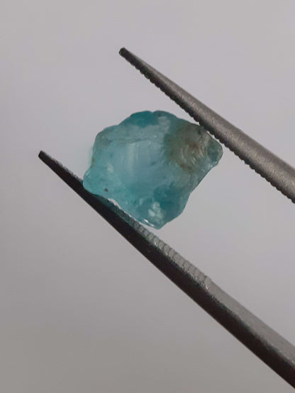 Natural Gems Belgium - All Apatite Gemstones - Rough Apatite - Natural ocean blue Apatite - 2.304 ct - Rough Gemstone *** € 3.27