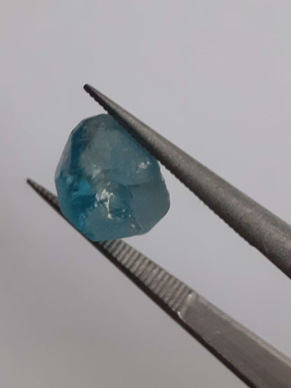 Natural ocean blue Apatite - 3.570 ct - Rough Gemstone All Apatite Gemstones - Rough Apatite Natural Gems Belgium