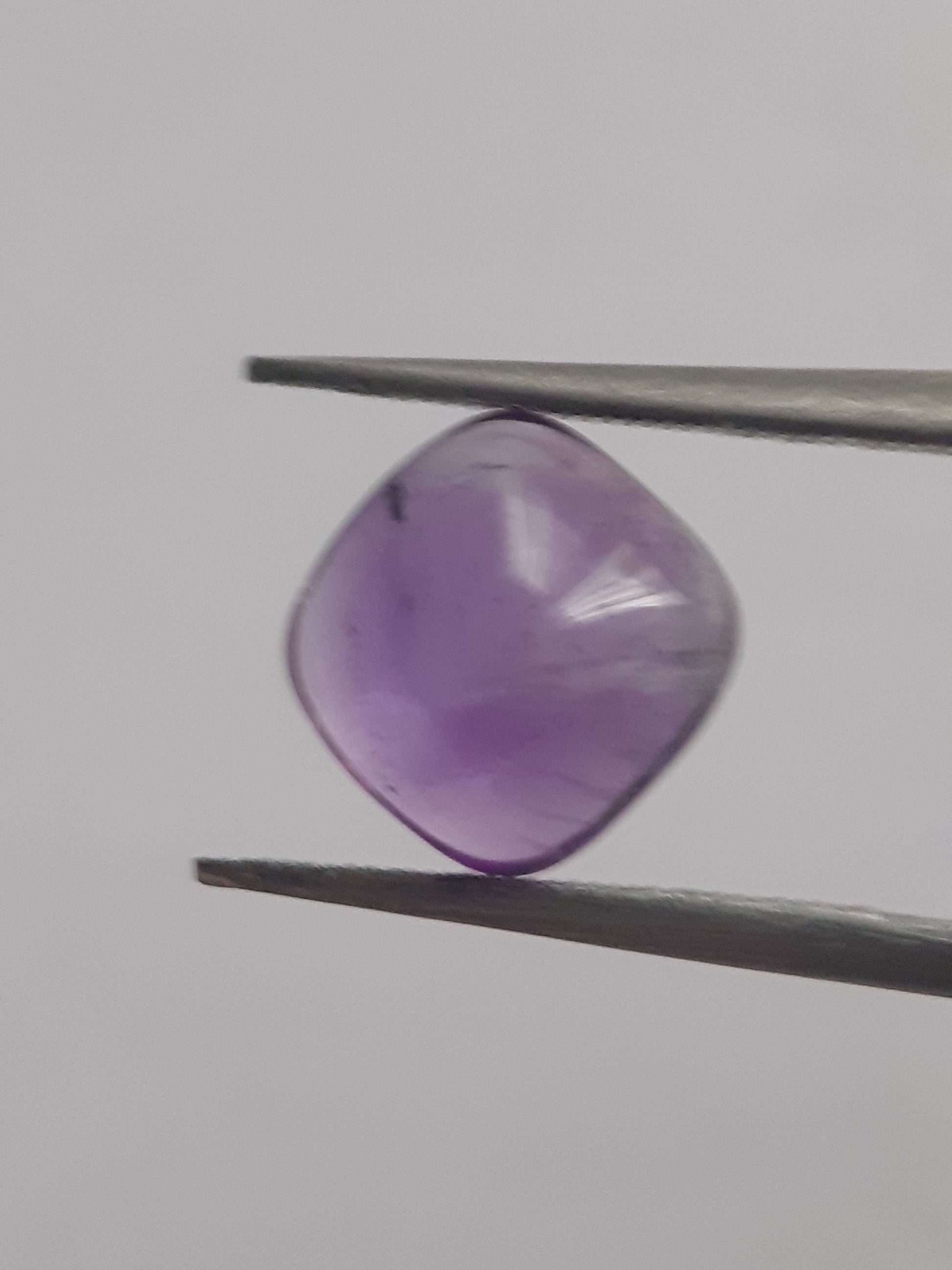 Natural purple Amethyst - 1.949 ct - cushion cabochon - 7.6 x 7.4 mm All Amethyst Gemstones Natural Gems Belgium