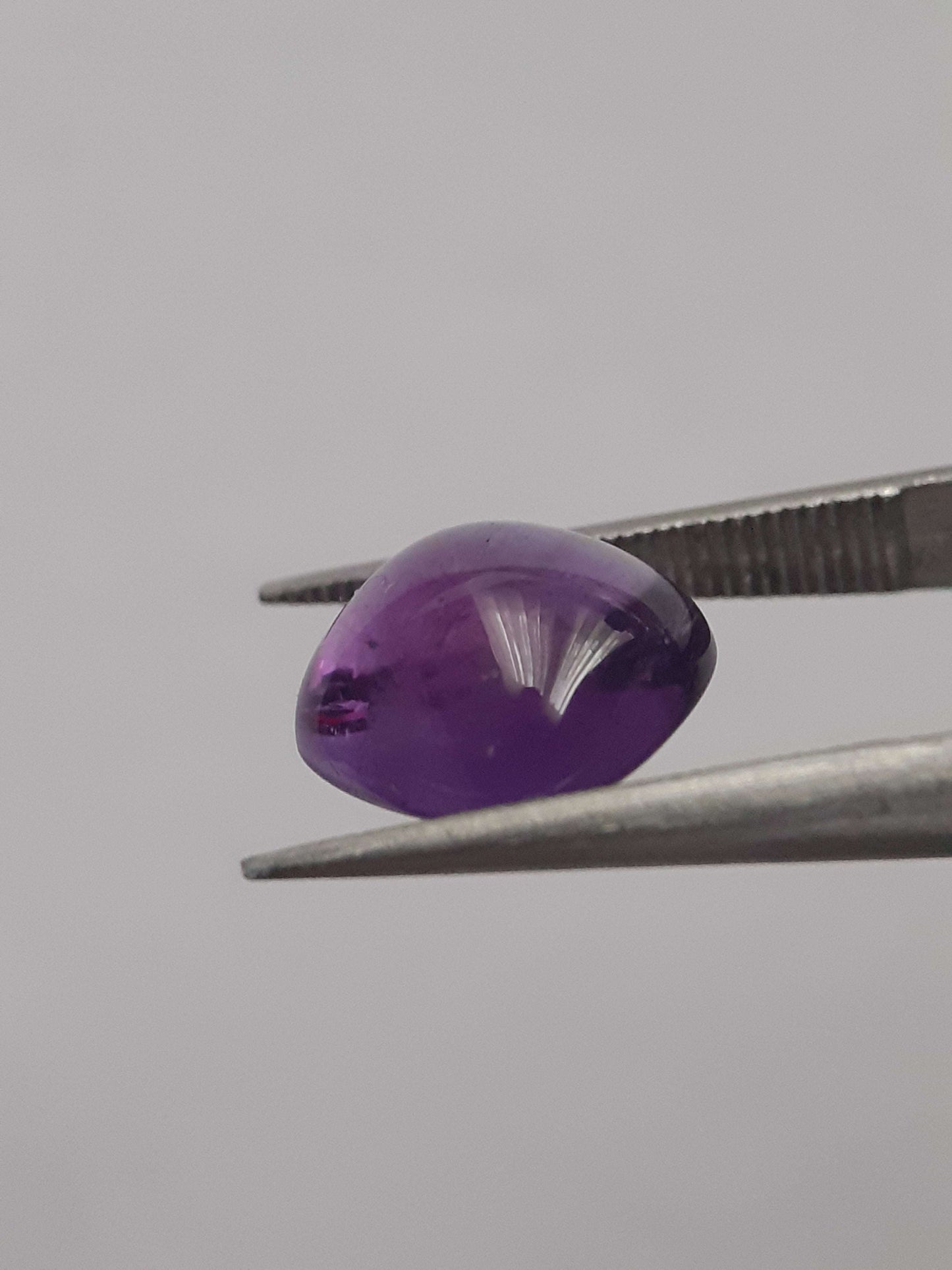 Natural purple Amethyst - 2.188 ct - cushion cabochon - 7.8 x 7.8 mm All Amethyst Gemstones Natural Gems Belgium