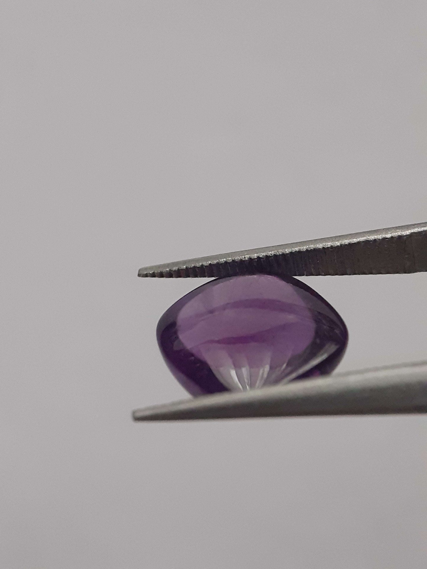 Natural purple Amethyst - 2.188 ct - cushion cabochon - 7.8 x 7.8 mm All Amethyst Gemstones Natural Gems Belgium