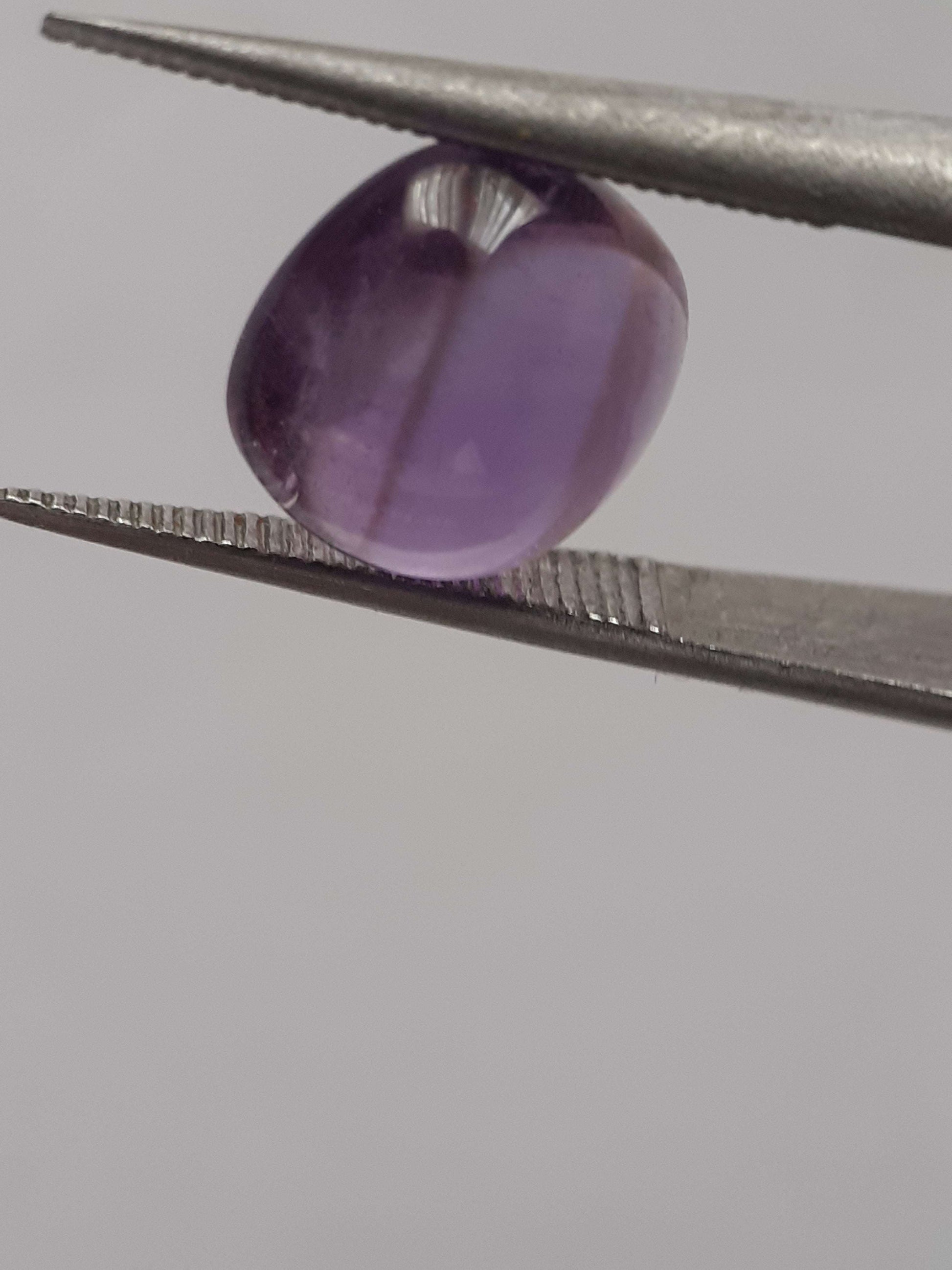 Natural purple Amethyst - 2.444 ct - cushion cabochon - 8.0 x 8.0 mm All Amethyst Gemstones Natural Gems Belgium