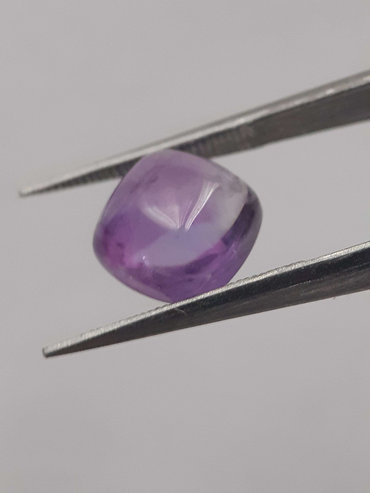 Natural purple Amethyst - 2.598 ct - cushion cabochon - 7.9 x 7.8 mm All Amethyst Gemstones Natural Gems Belgium