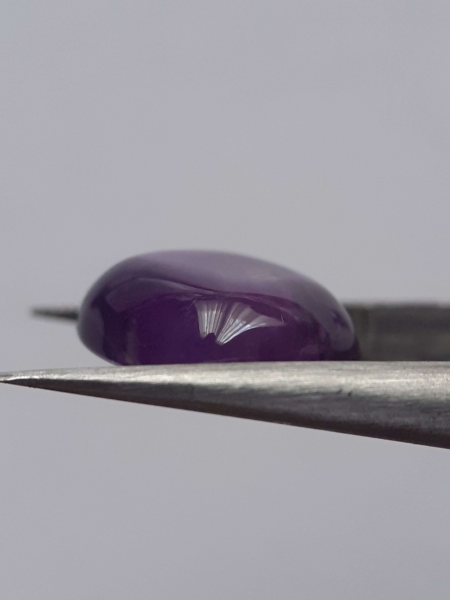 Natural purple Amethyst - 4.230 ct - cushion cabochon - 9.9 x 9.9 mm All Amethyst Gemstones Natural Gems Belgium