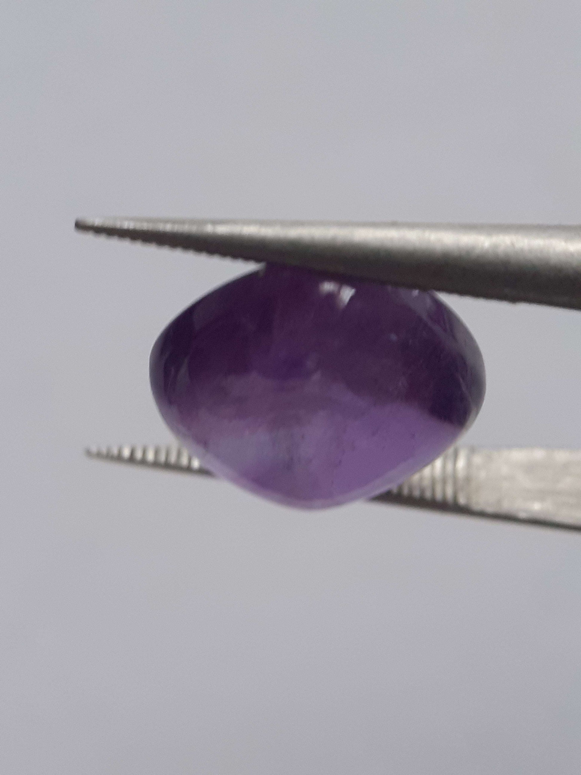 Natural purple Amethyst - 4.230 ct - cushion cabochon - 9.9 x 9.9 mm All Amethyst Gemstones Natural Gems Belgium