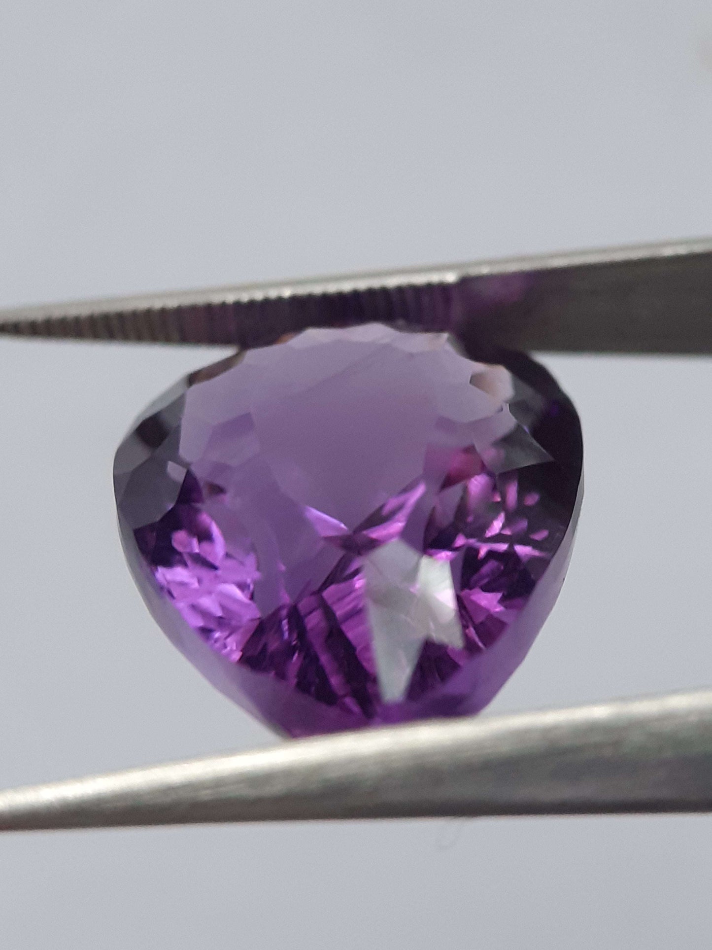 Natural purple Amethyst - 9.778 ct - Pear - good color - good clarity All Amethyst Gemstones Natural Gems Belgium