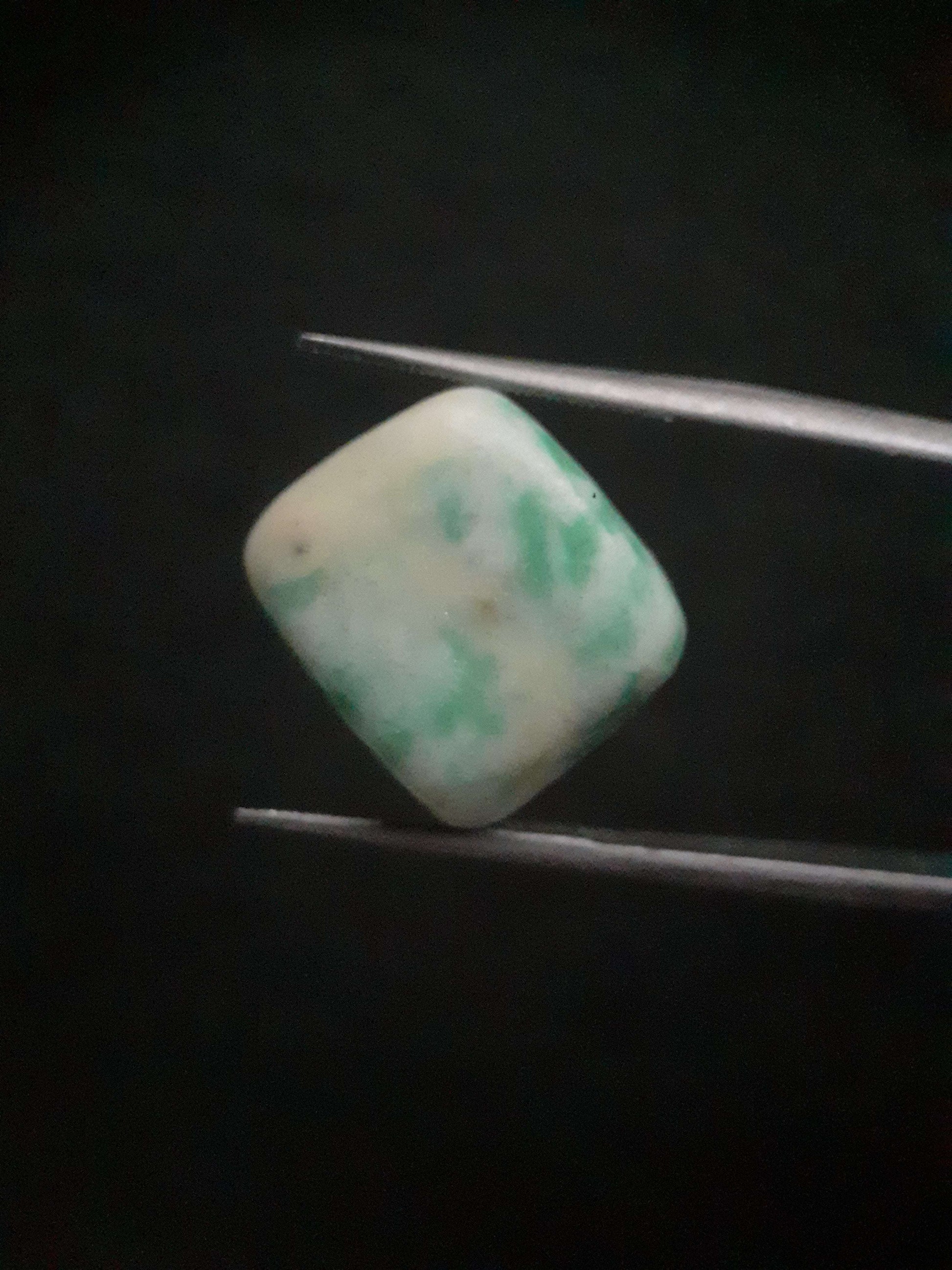 Natural white and green Amazonite - 14.263 ct - tumbled Amazonite stone All Amazonite gemstones - Amazonite tumbled stones Natural Gems Belgium