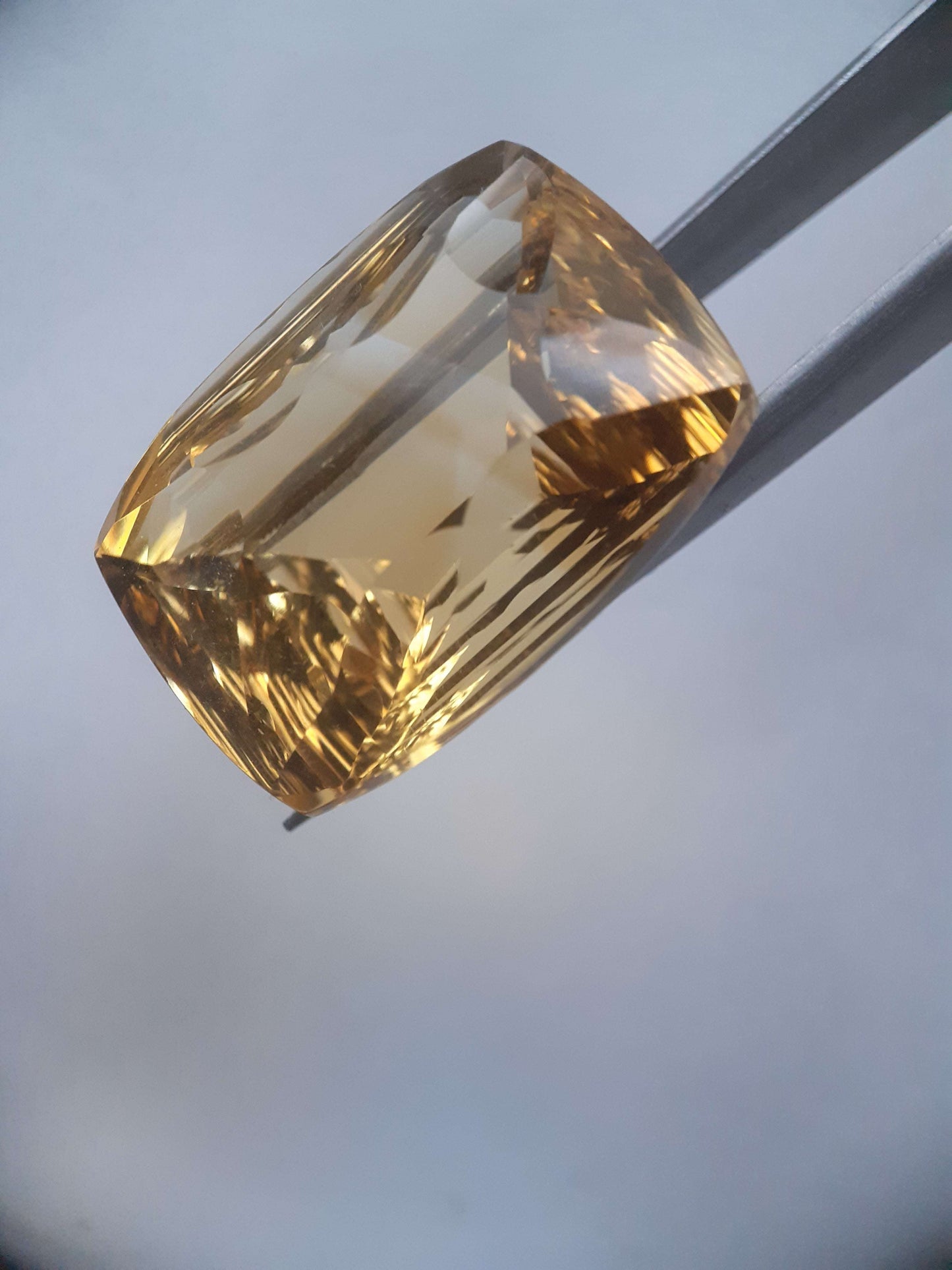 Natural yellow Citrine - 52.403 ct - cushion - custom cut - large! All Citrine Gemstones - Faceted Citrine Natural Gems Belgium