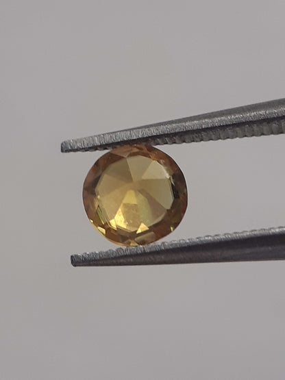 Natural yellow shpene - 0.455 ct - round - unheated All Sphene (Titanite) Gemstones - Faceted Sphene Natural Gems Belgium