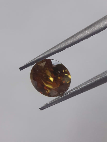 Natural yellow shpene - 0.824 ct - cushion - unheated All Sphene (Titanite) Gemstones - Faceted Sphene Natural Gems Belgium