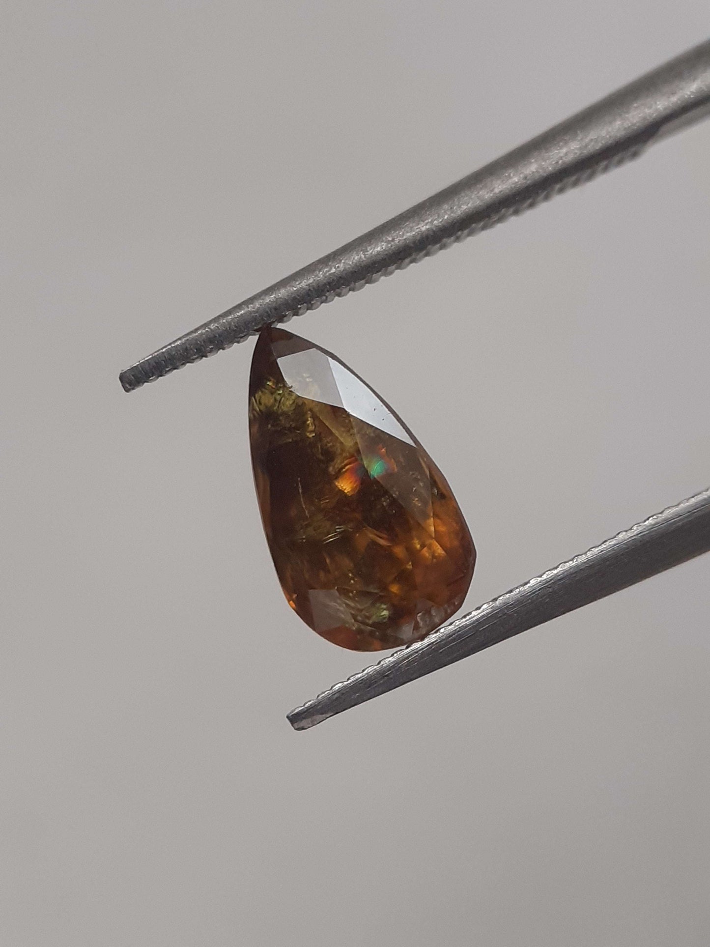 Natural yellow shpene - 1.078 ct - Pear - unheated All Sphene (Titanite) Gemstones - Faceted Sphene Natural Gems Belgium