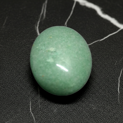 Pietra di Avventurina Verde Naturale Levigata – Cristallo Ovale Lucidato Tascabile – 166,600 ct