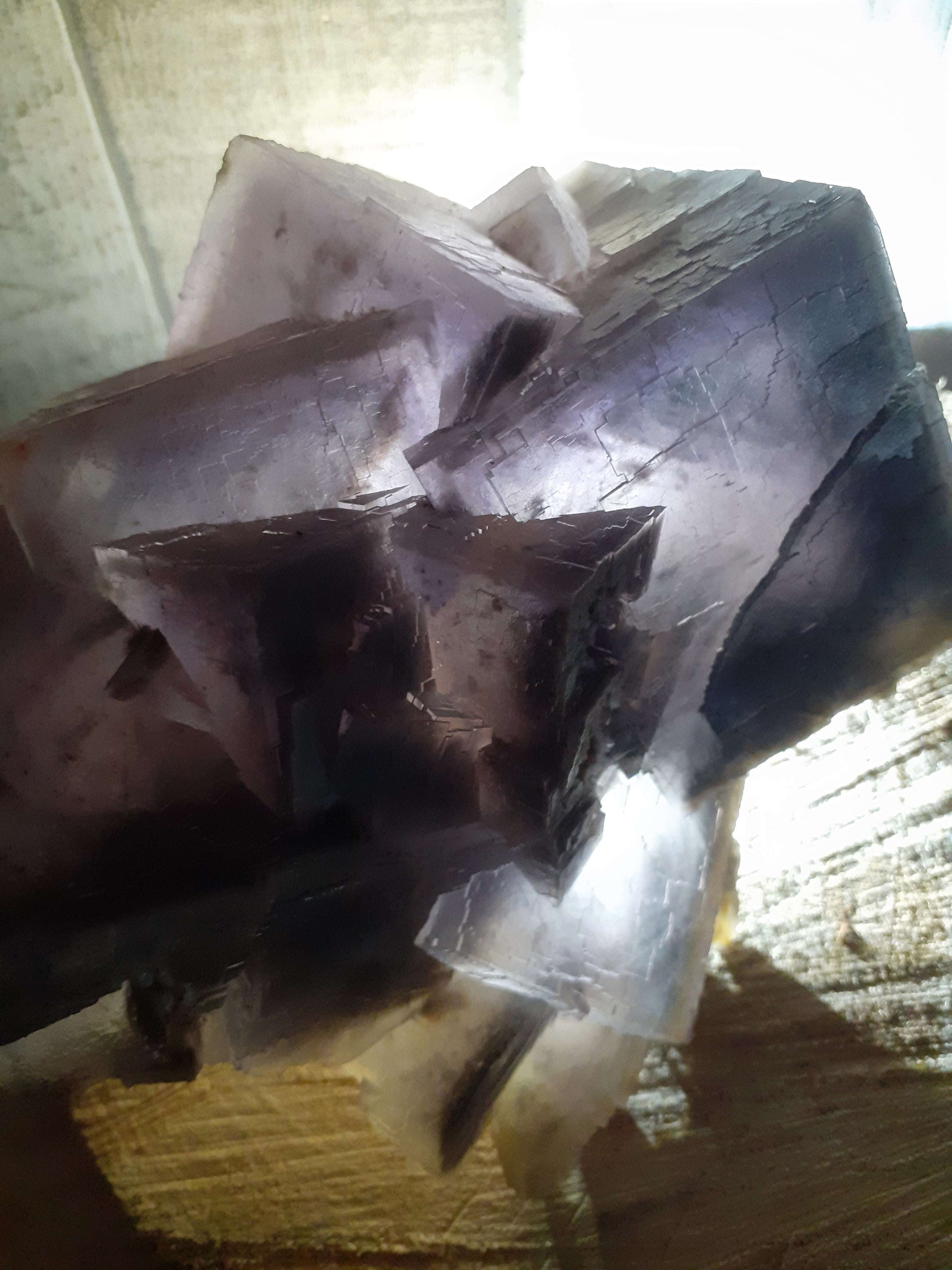 Big fluorite crystal, well shaped, 1780 grams - Natural Gems Belgium