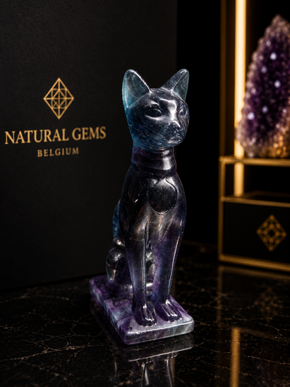 Premium Blue Green Fluorite Cat Sculpture on Fluorite Base – Hand Carved Natural Fluorite – 6.83 cm - Natural Gems Belgium