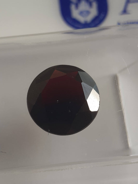 Certified Natural Garnet - 2.22 ct - Africa - Sealed - Natural Gems Belgium