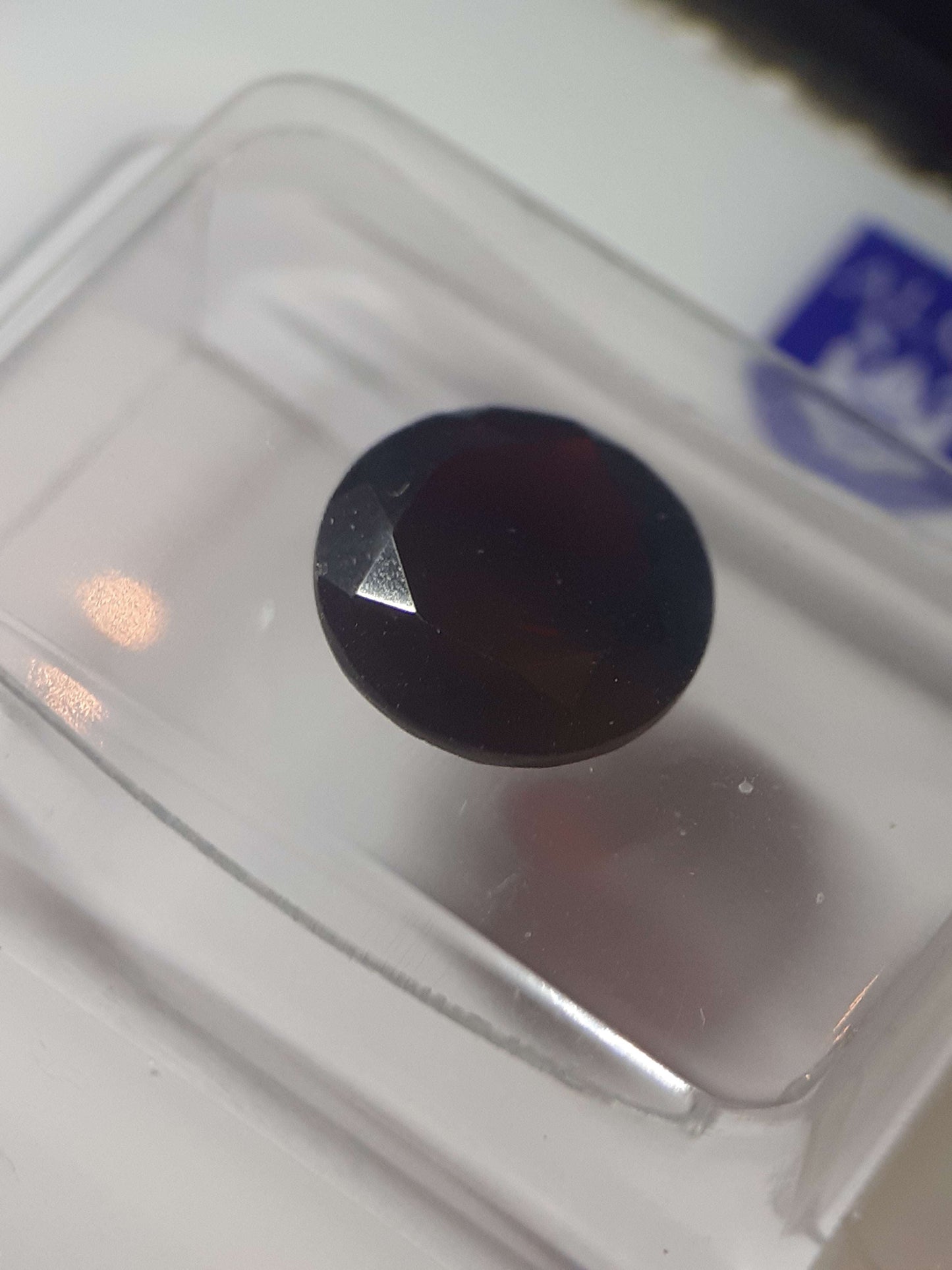 Certified Round Natural Garnet - 2.51 ct - Africa - Sealed - Natural Gems Belgium