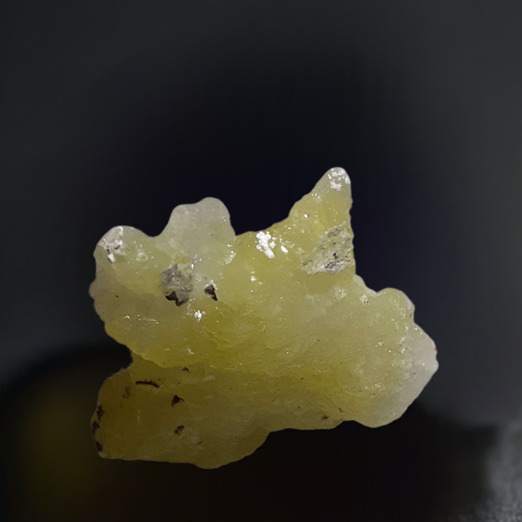 99 procent pure brucite, rough natural crystal cluster, 281.65 ct