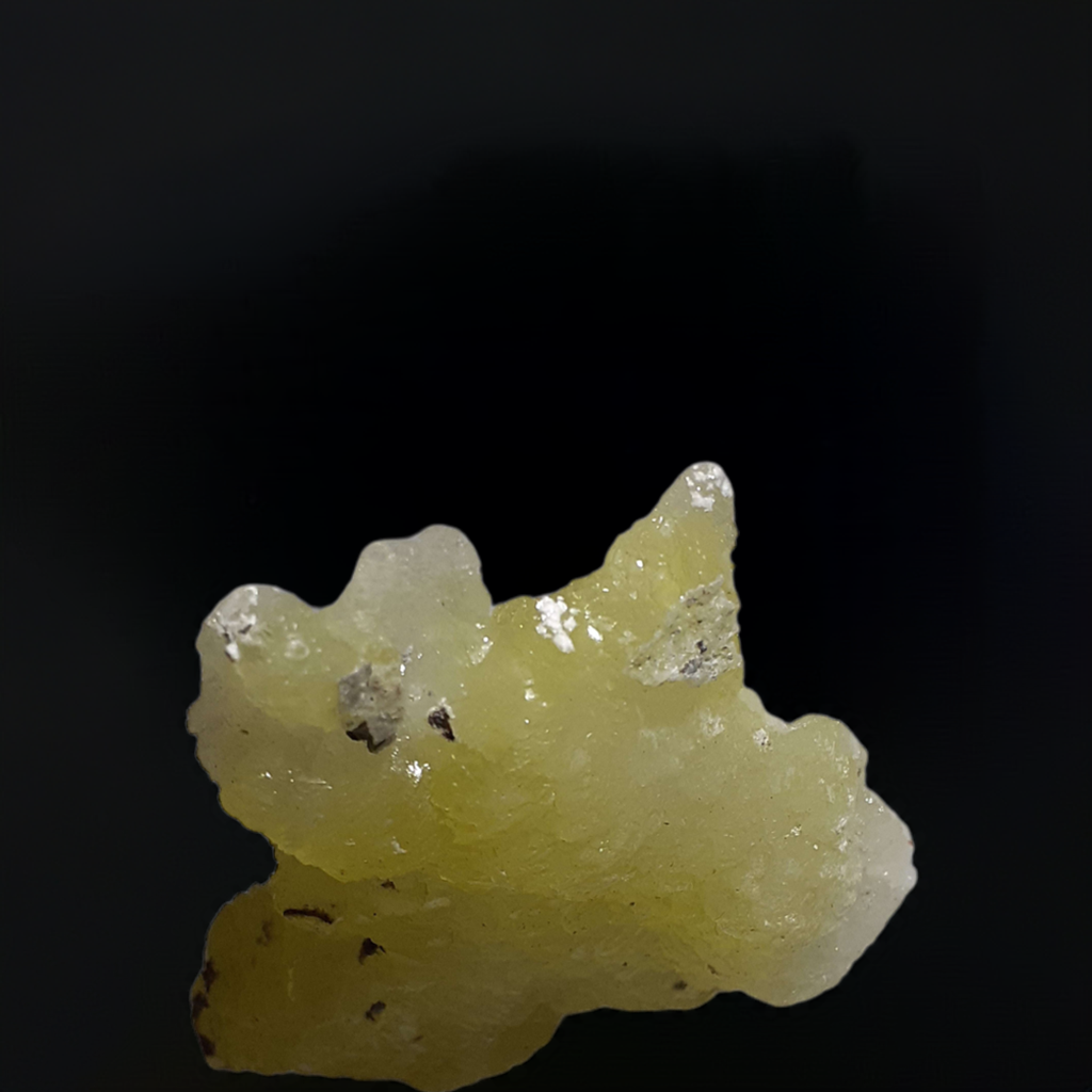 99 procent pure brucite, rough natural crystal cluster, 281.65 ct