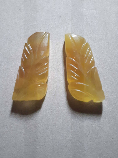 Handcarved Fluorite : pair of leaves - natural fluorite 80.90 ct - Natural Gems Belgium