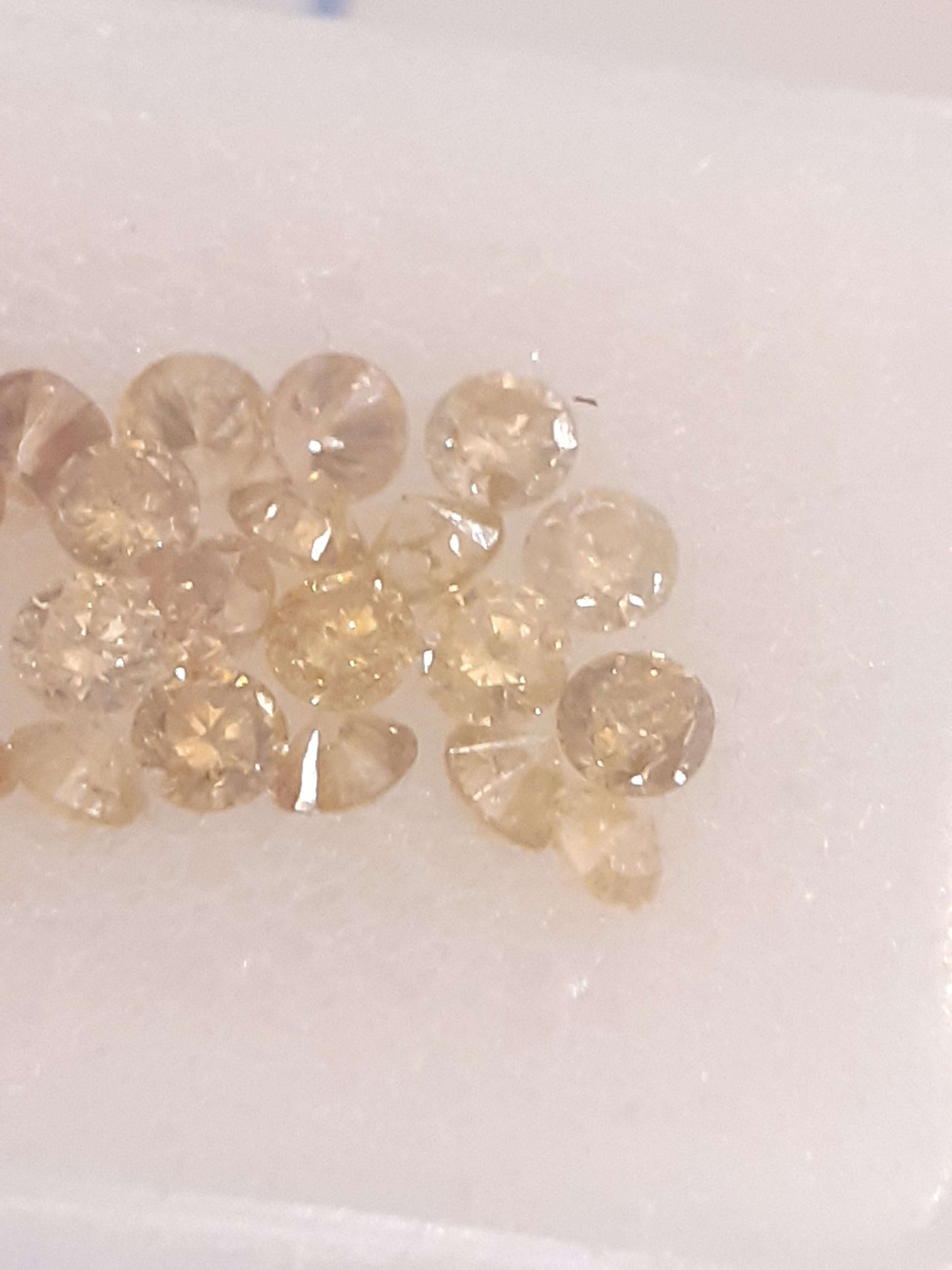 lot of 30 Certified Natural Diamonds - Round Brilliant - 1.03 ct - sealed - Natural Gems Belgium