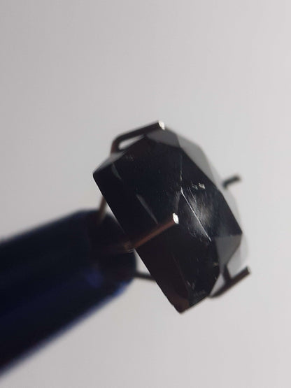 Natural Black Spinel, square cushion rose cut , 5.05 ct, Afrika , untreated - Natural Gems Belgium