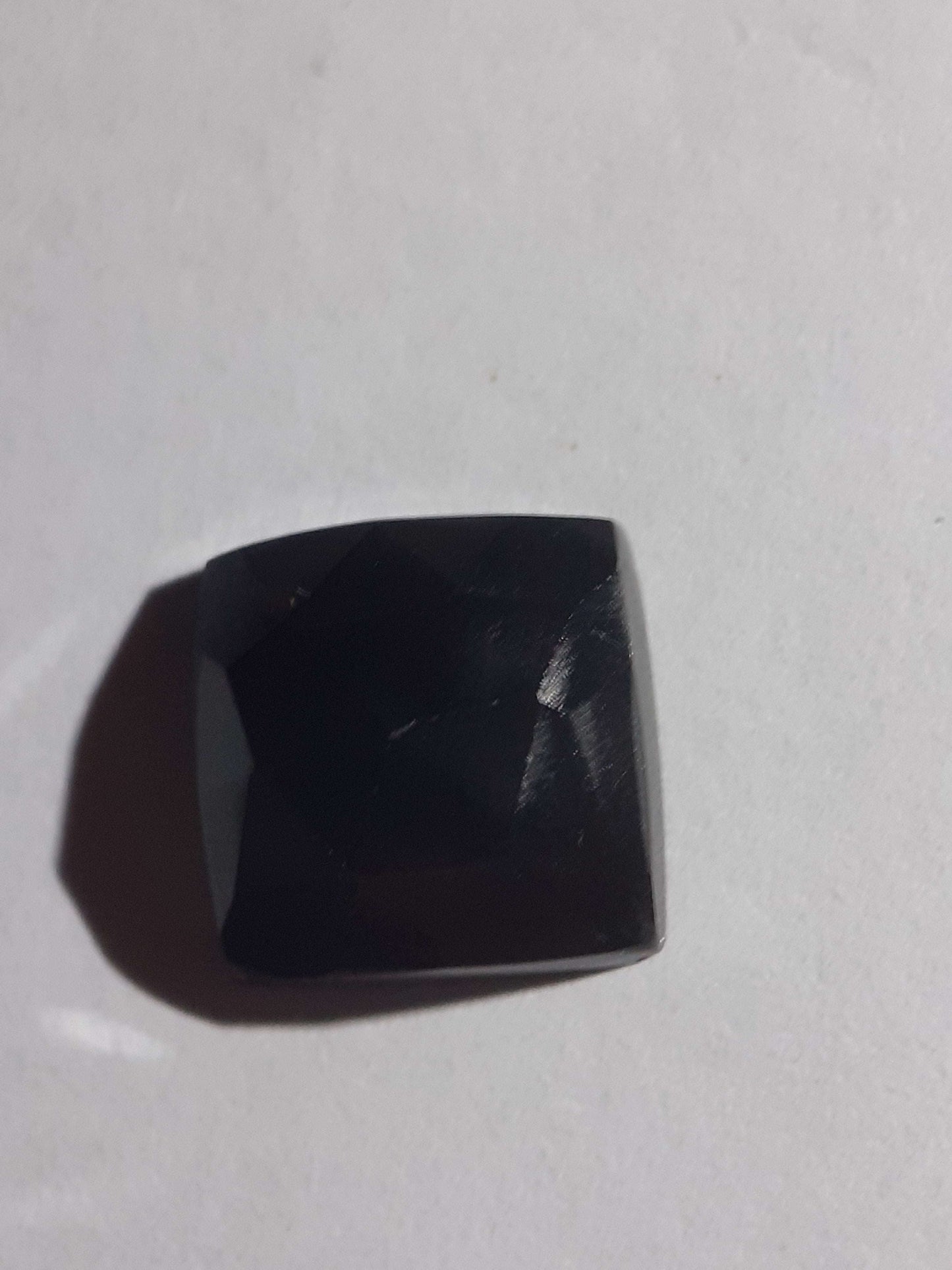 Natural Black Spinel, square cushion rose cut , 5.05 ct, Afrika , untreated - Natural Gems Belgium