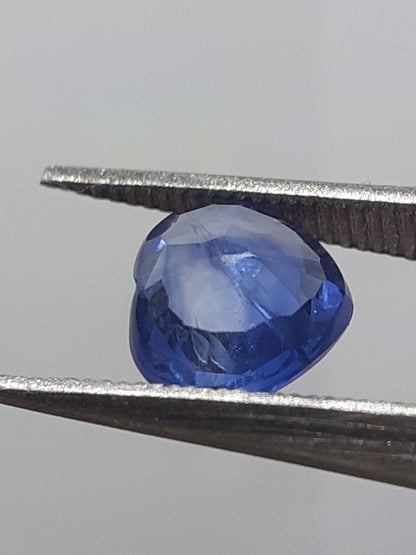 Natural blue sapphire - 0.75 ct - Heart - heated - Africa - certified by NGB - Natural Gems Belgium