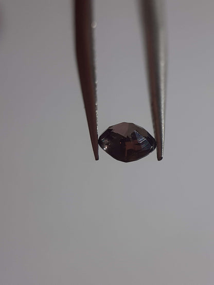 Natural bluish purple Sapphire - 0.43 ct - pear - unheated - Tanzania - Certified by NGB - Natural Gems Belgium