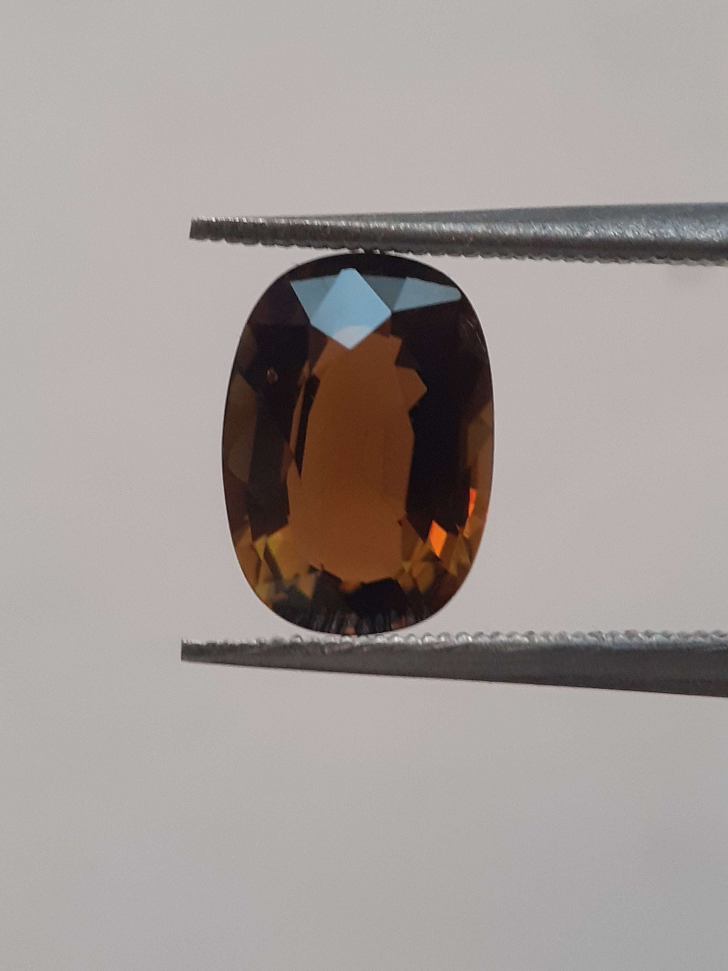 Natural Chrome Tourmaline - 1.69 ct - oval - unheated - certified by NGB - Natural Gems Belgium