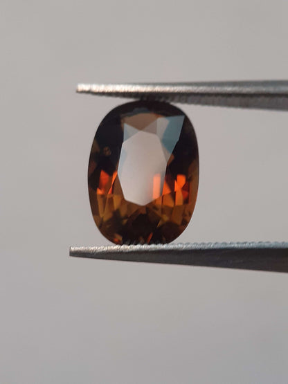 Natural Chrome Tourmaline - 1.69 ct - oval - unheated - certified by NGB - Natural Gems Belgium