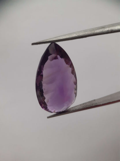 Natural deep purple Amethyst - 9.783 ct - pear - custom cut - certified natural