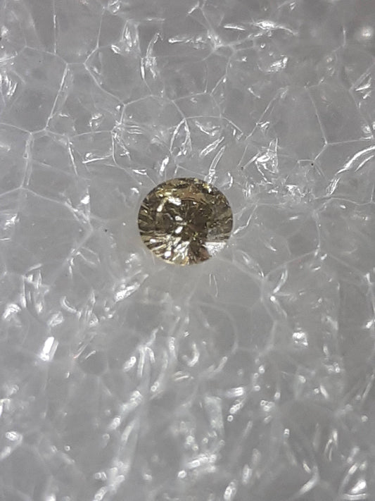 Certified Natural Diamond - Round Brilliant - 0.02ct - I1 - Light Brownish Yellow - sealed - Natural Gems Belgium