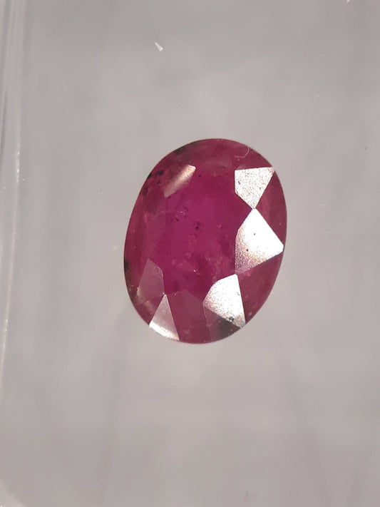 Certified Natural Ruby - 1.75 ct - Tanzania - Oval shaped - sealed - Natural Gems Belgium