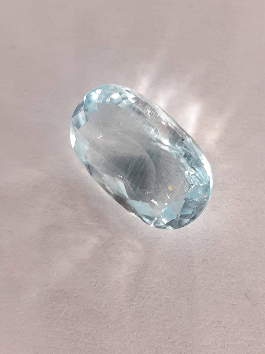 Natural Aquamarine - 2.37 ct - Oval - unheated untreated - Brasil - Certified by seller - Natural Gems Belgium