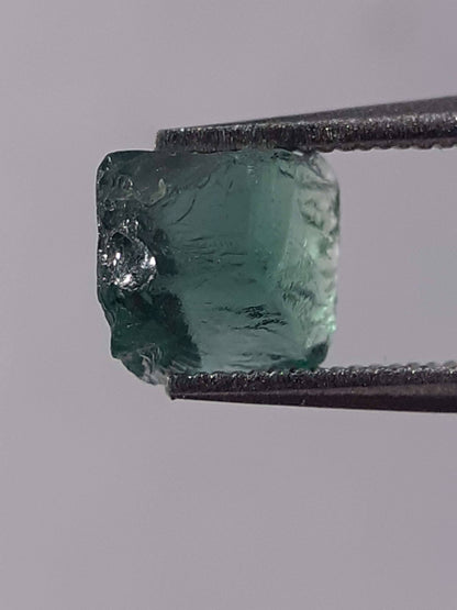 Natural Green Apatite - 0.56 ct - Rough Gemstone - unheated