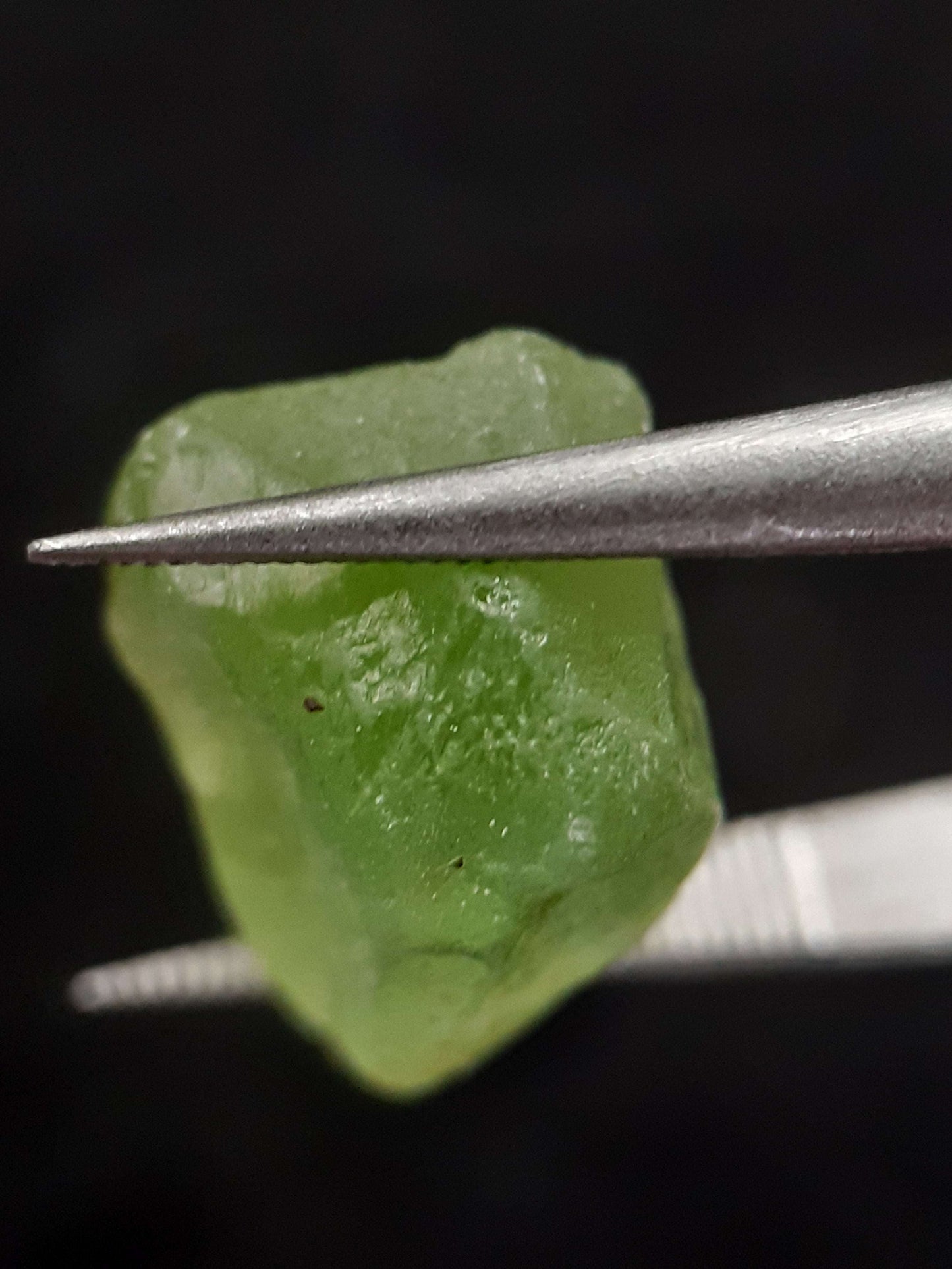 Natural Green Peridot - 10.284 ct - rough gemstone - for faceting - certified natural