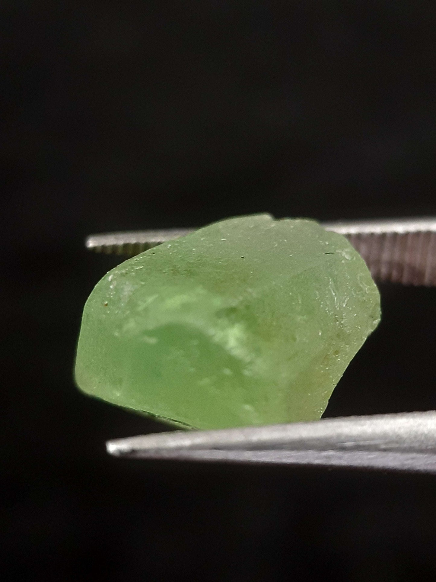 Natural Green Peridot - 5.214 ct - rough gemstone - for faceting - certified natural