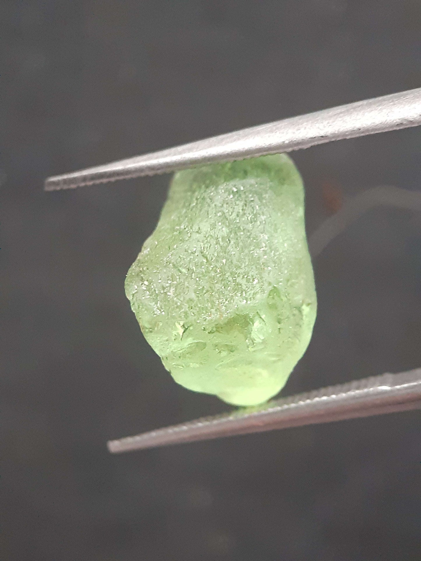 Natural Green Peridot - 6.295 ct - rough gemstone - for faceting - certified natural