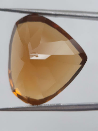 Natural honey color Citrine - 18.295 ct - pear - unheated