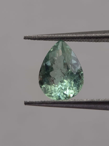 Natural light green Tourmaline - 1.18 ct - pear - unheated - certified by NGB