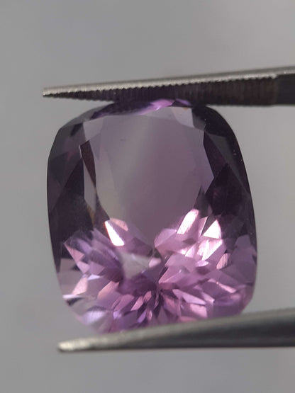 Natural medium purple Amethyst - 11.27 ct - cushion - unheated - certified by NGB