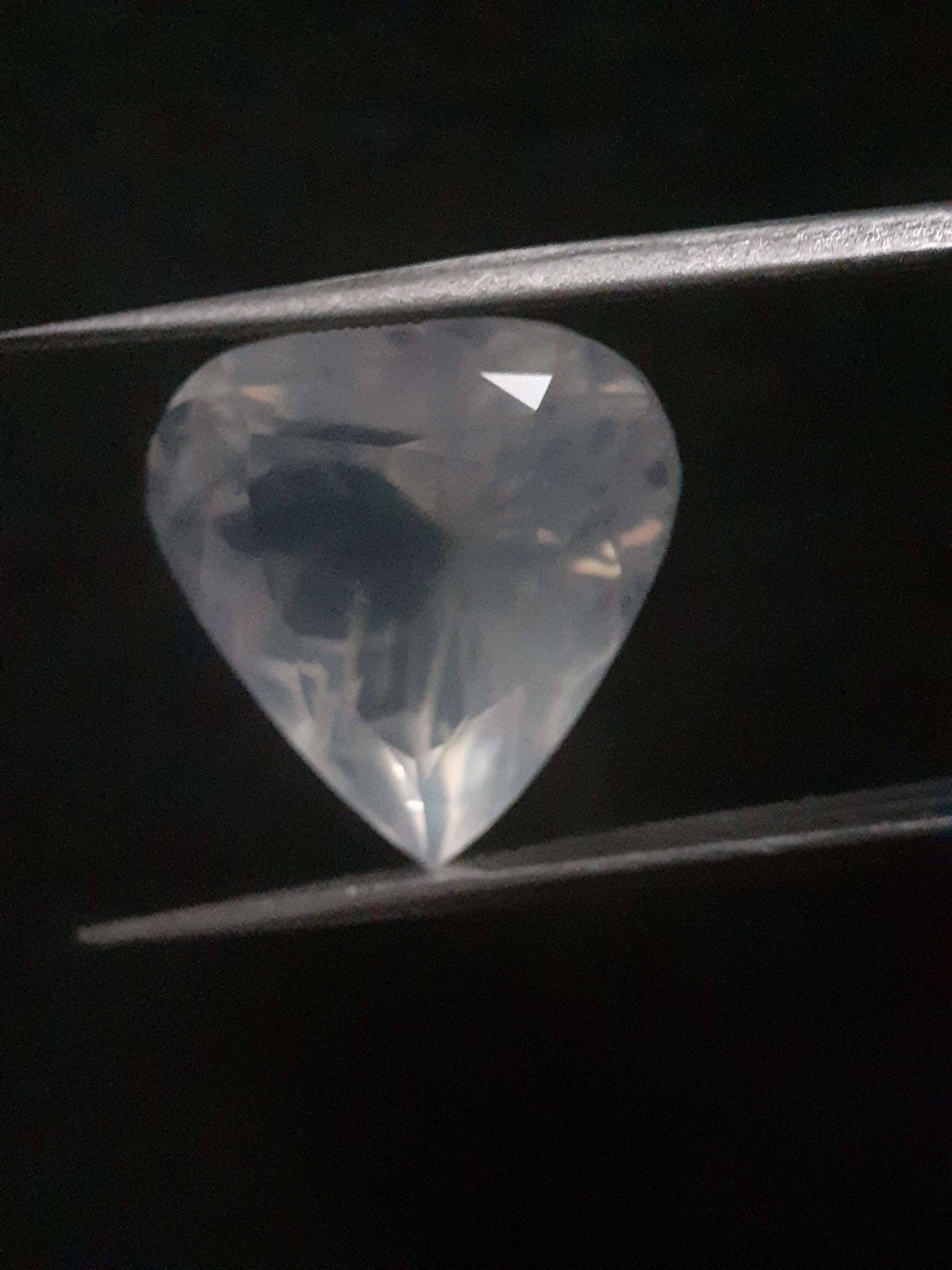 Natural Moonstone faceted - light bluish adularescence - 15.003 ct - Pear