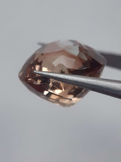 Natural orangey brown Whiskey Topaz - 12.765 ct - Heart - AAA grade - irradiated - certified natural