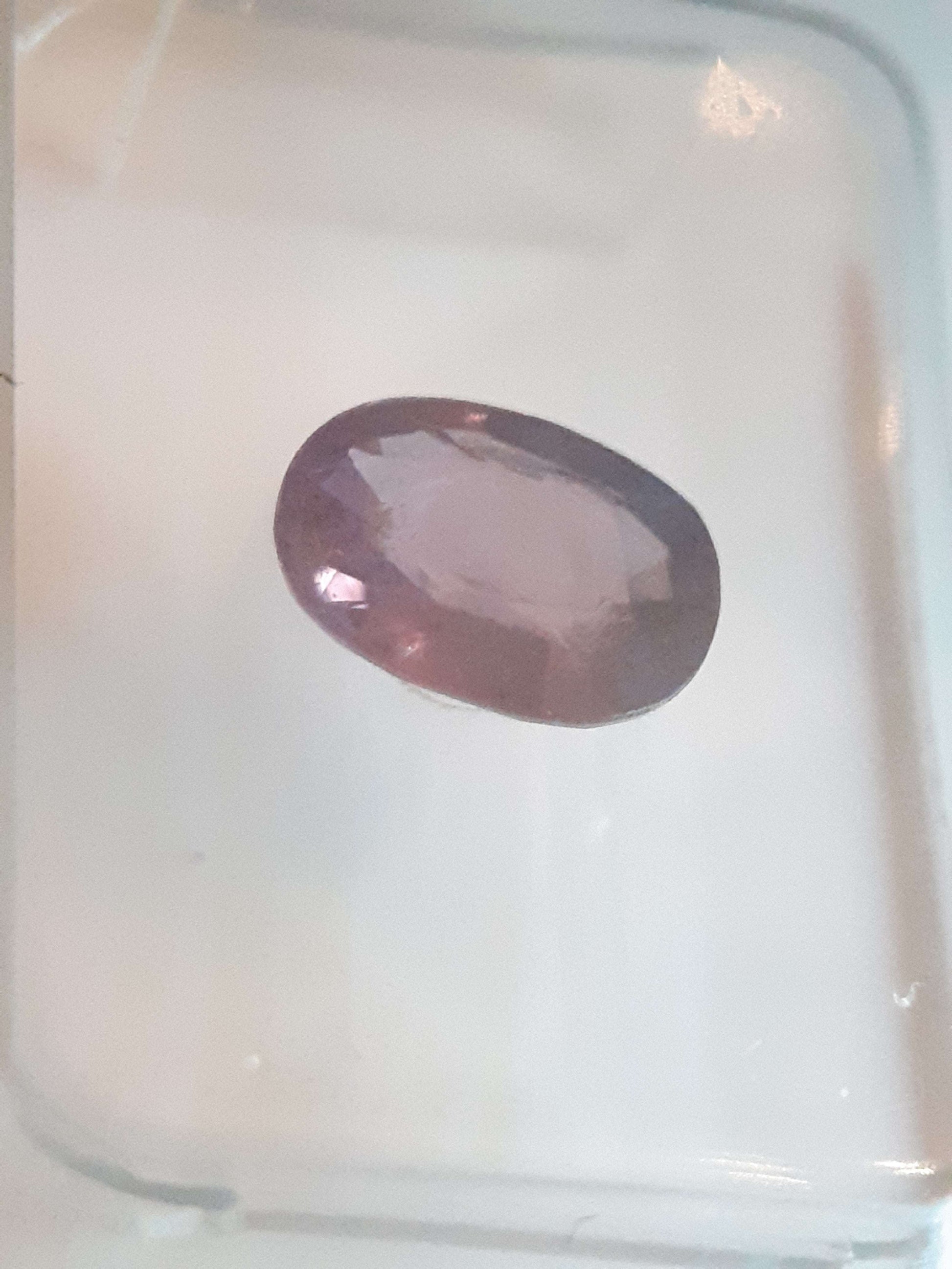 Natural Oval Purple Spinel -Certified - 1.08 ct - unheated - Sealed - Natural Gems Belgium