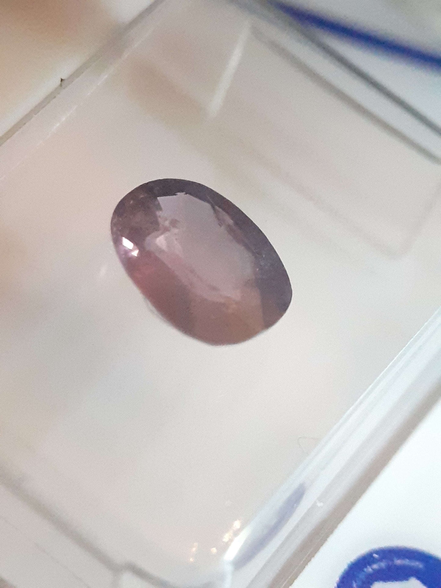 Natural Oval Purple Spinel -Certified - 1.08 ct - unheated - Sealed - Natural Gems Belgium