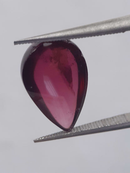 Natural pinkish purple Rhodolite Garnet - 6.565 ct - pear - unheated