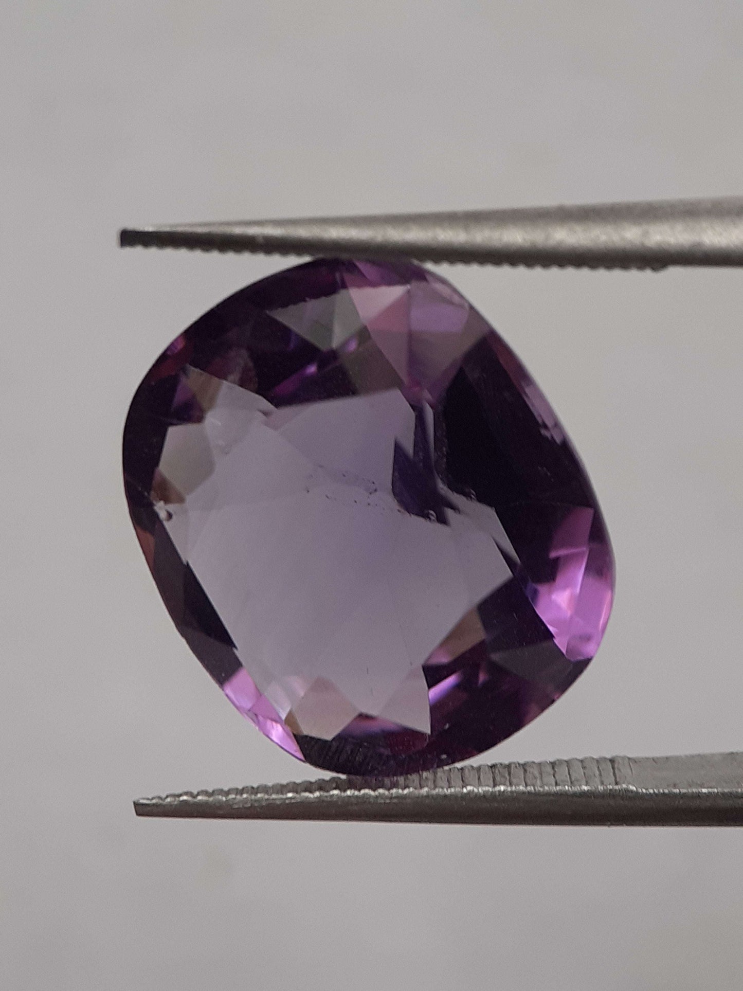 Natural purple Amethyst - 7.75 ct - cushion - unheated