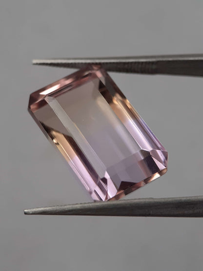 Natural purple and yellow Ametrine - 11.08 ct - AAA grade - octagon - unheated - Bolivia